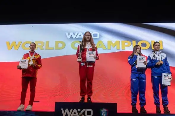 Aleksandra Sojda ze Szkoły Podstawowej nr 1 w Siemianowicach Śląskich mistrzynią świata w kickboxingu