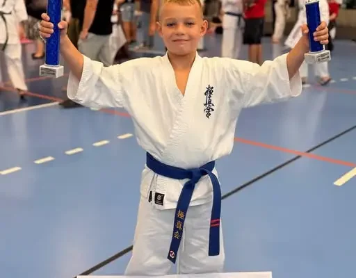 Gracjan Morawski z podwójnym podium na zawodach karate